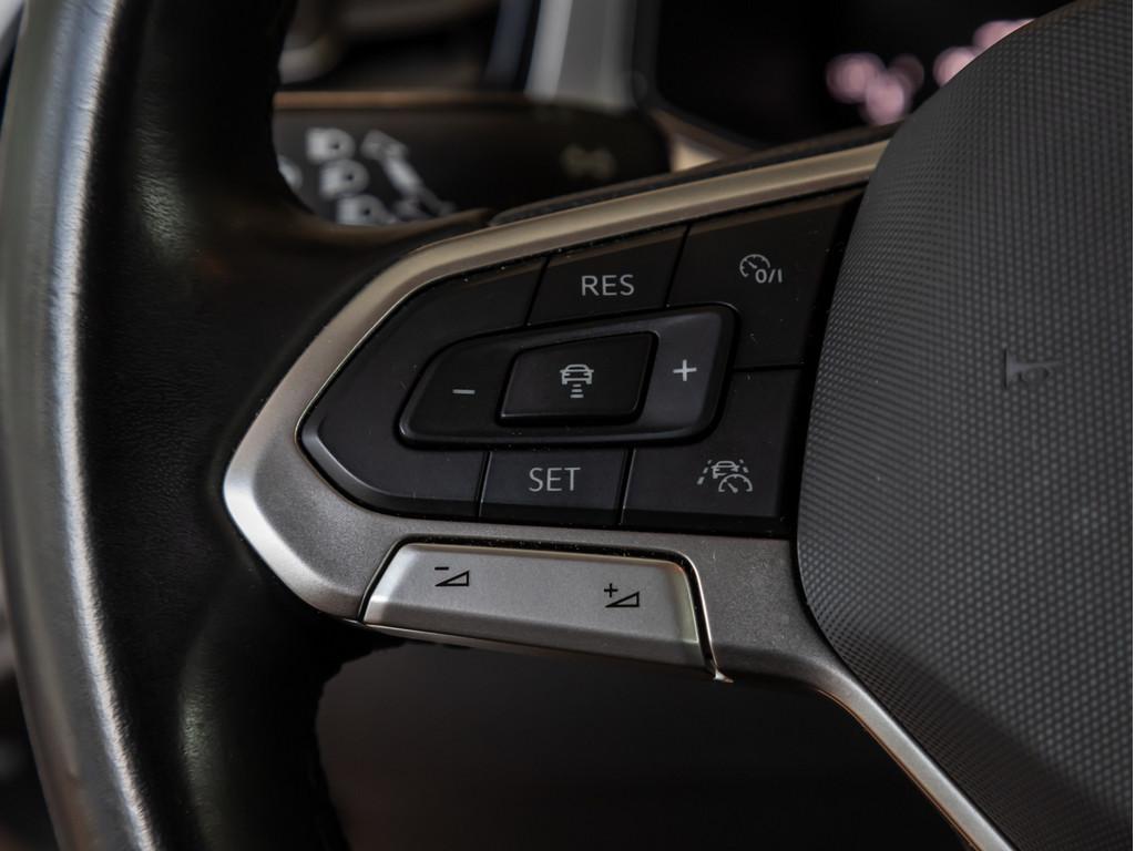 Volkswagen T-Roc 1.5 TSI Life SHZ NAVI AHK ACC FACEL. LED, миниатюра 16
