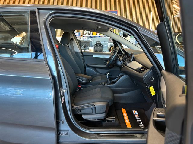 MYAUTOCENTER – Gebraucht- und Jahreswagen mit Werkstattservice in Pfaffenhofen BMW 218 *SERVICE NEU*TÜV 1227*TEMPO*2-ZONEN*SZHZ*