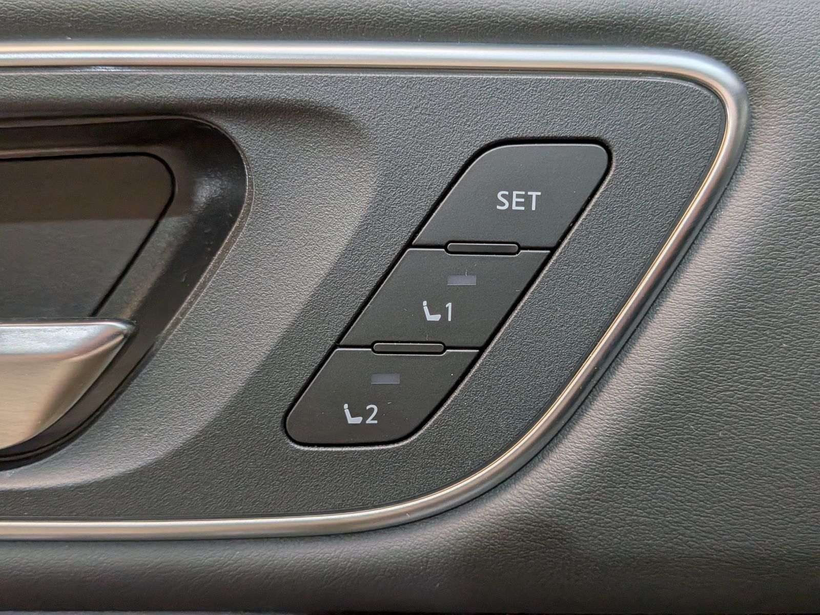 Fahrzeugabbildung Nissan X-Trail 1.5 e-Power e-4 Tekna Bose HUD LED+ 20"