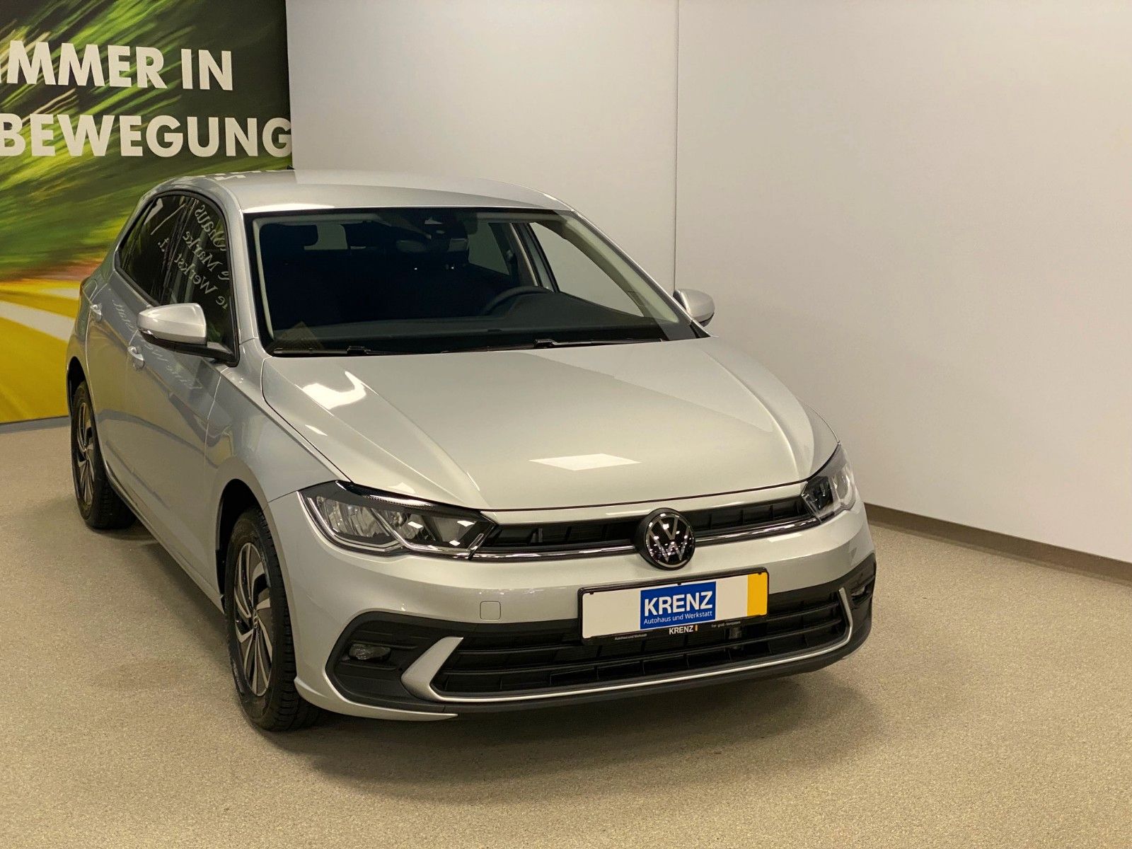 Fahrzeugabbildung Volkswagen Polo 1.0 TSI 70kW DSG Life+ALLWETTER+APP+GARANTI