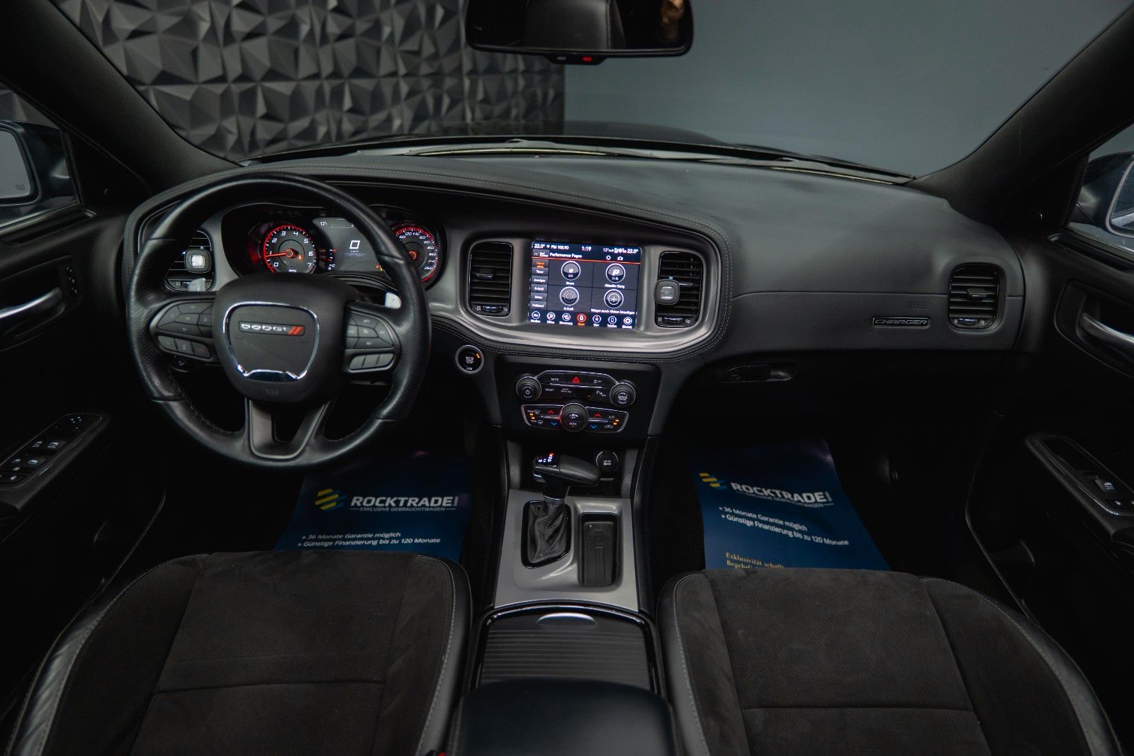 Fahrzeugabbildung Dodge Charger 3.6 4x4 GT Performance FULL Options 19%