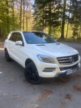 Mercedes-Benz ML 350 BlueTEC 4MATIC - - gebrauchte Mercedes-Benz ML 350 aus dem Jahr 2014