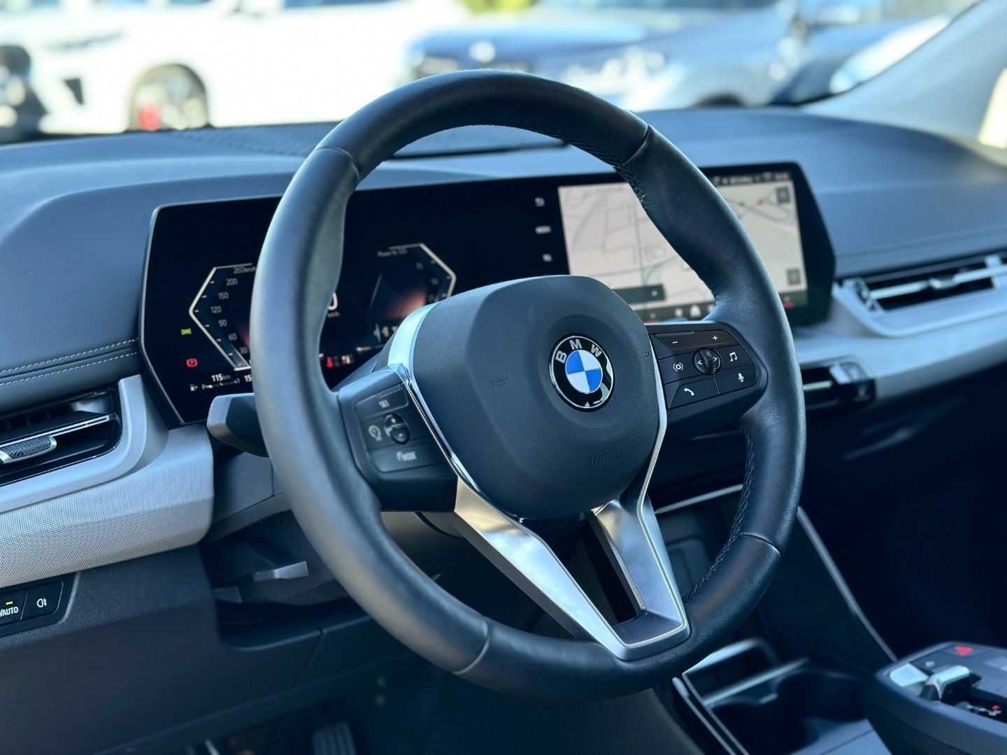 BMW 220 Active Tourer - Bild 10