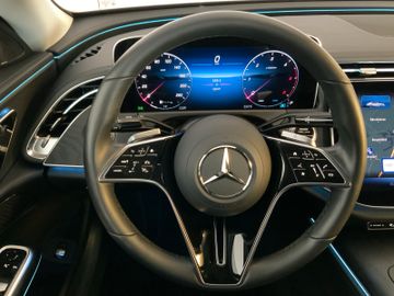 Mercedes E 220 - 10