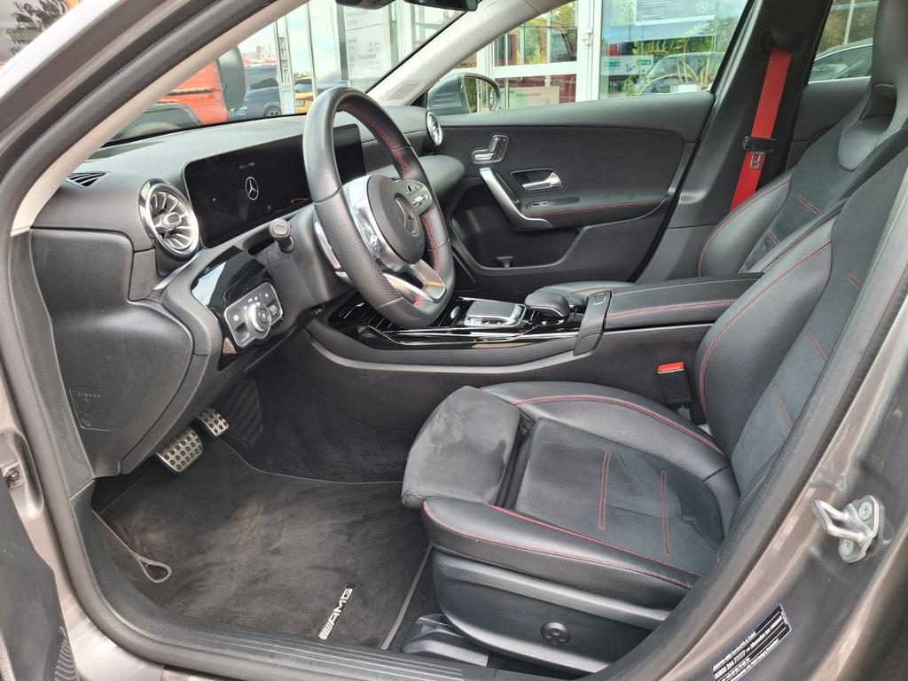 Mercedes-Benz A 35 AMG