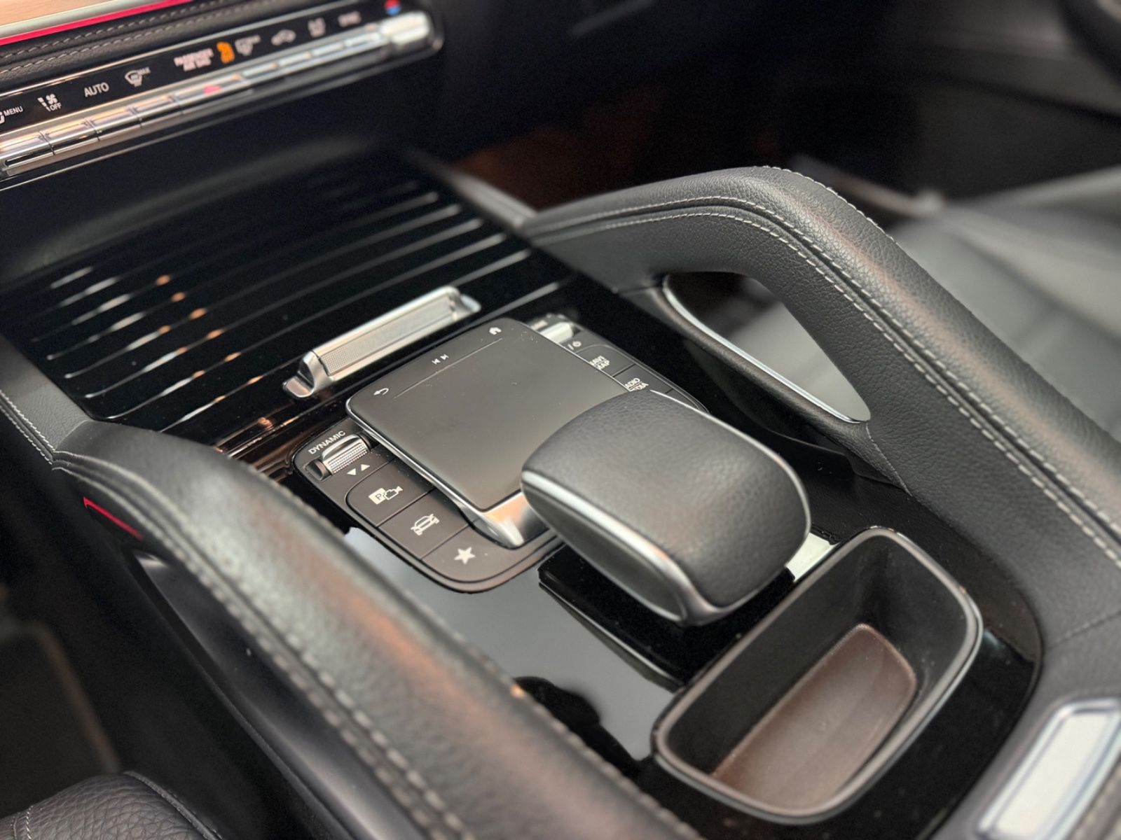 Fahrzeugabbildung Mercedes-Benz GLE 350 d 4Matic |AMG-LINE|AHK|PANO