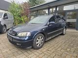 Opel Astra 1.8 Caravan Fresh  SHZ Xenon Klima - Opel Astra mit Benzin-Antrieb: Kombi, Caravan F