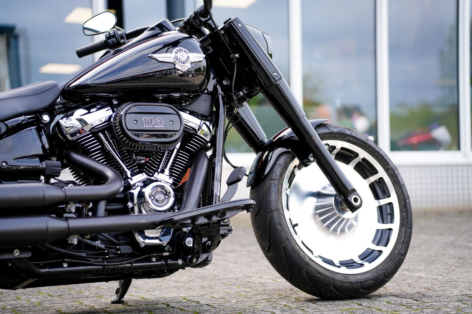 Fahrzeugabbildung Harley-Davidson SOFTAIL FAT BOY FLFBS 114 - JEKILL&HYDE -