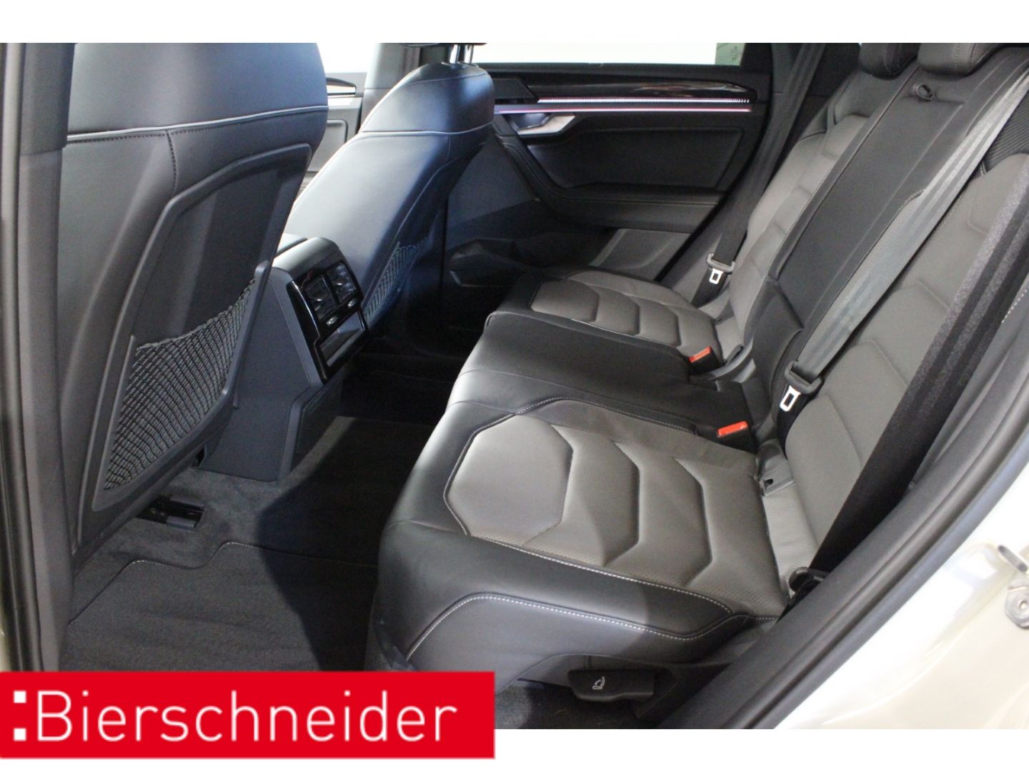 Volkswagen Touareg - Bild 12