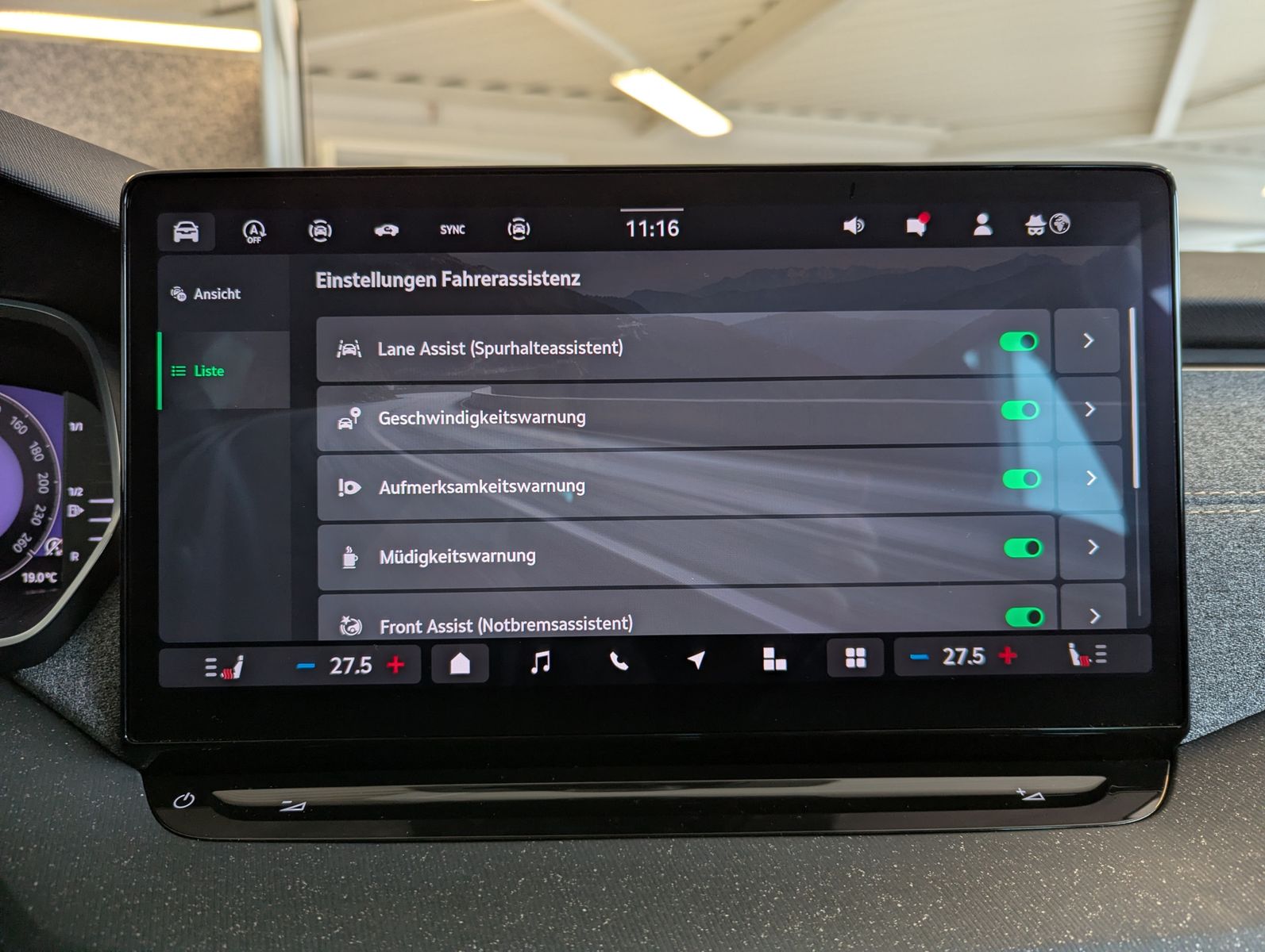 SKODA Octavia 1.5 TSI DSG ACC Style-Paket AHK 5J Garan - Image 25