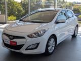 Hyundai i30 1.4 FIFA Edition Kamera Klima SHz Navi LHz - gebrauchte Hyundai i30 aus dem Jahr 2014