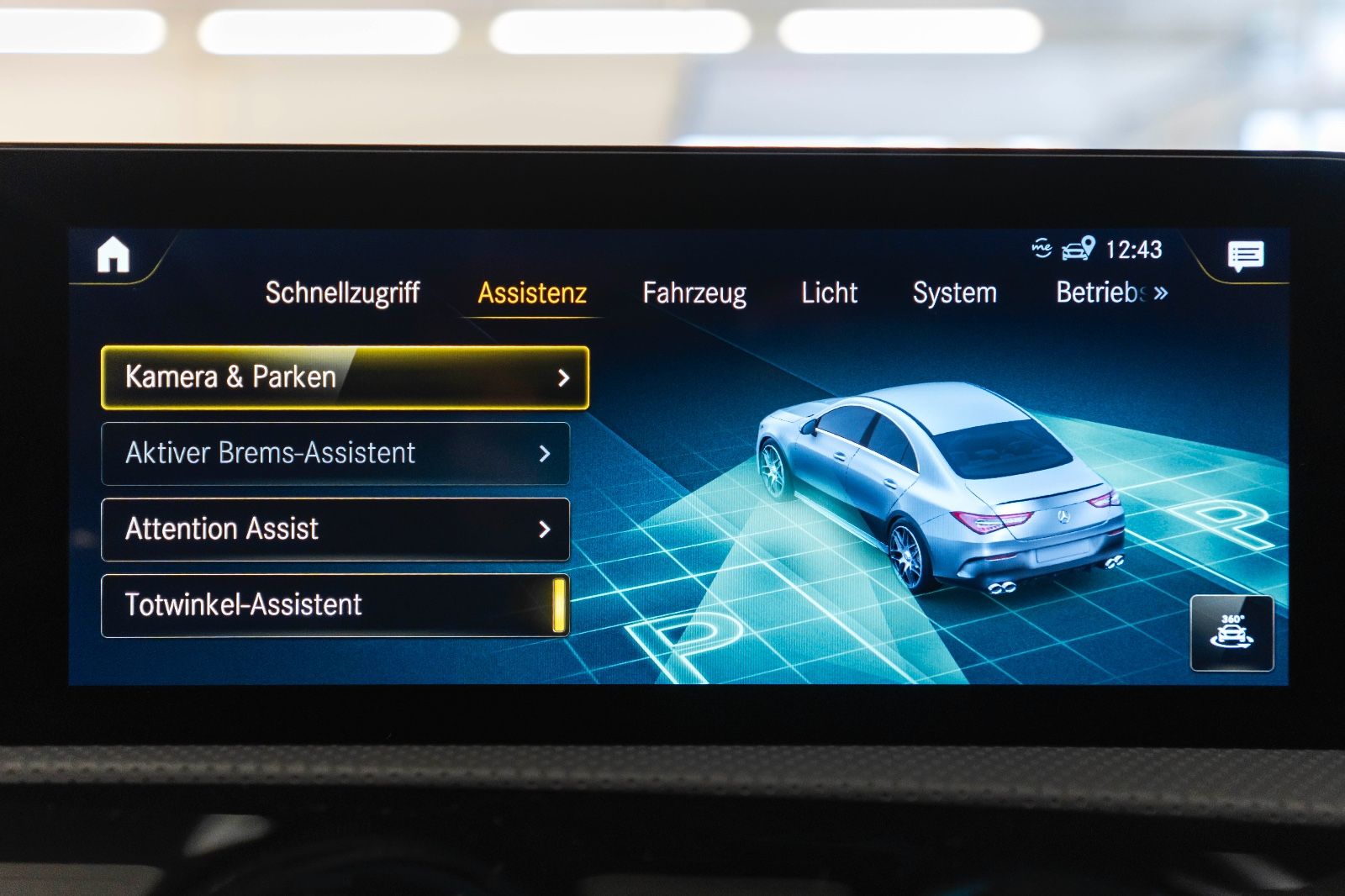 Fahrzeugabbildung Mercedes-Benz CLA 45 AMG 4MATIC 360° LED ALC AMBIENTE SZH NAV