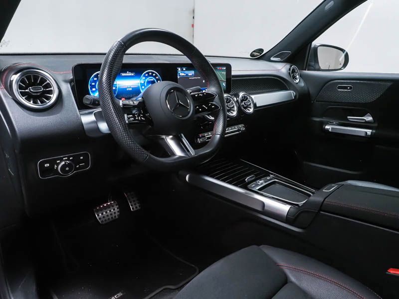 Fahrzeugabbildung Mercedes-Benz EQB 350 4M AMG *Bonus* AHK+Burmester+Ambi+Totwkl