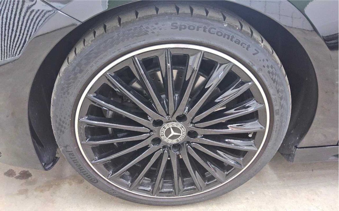 Fahrzeugabbildung Mercedes-Benz CLA 220d SB 8G AMG/LED+/ACC/HUD/PANO/VIRTU/19"LM