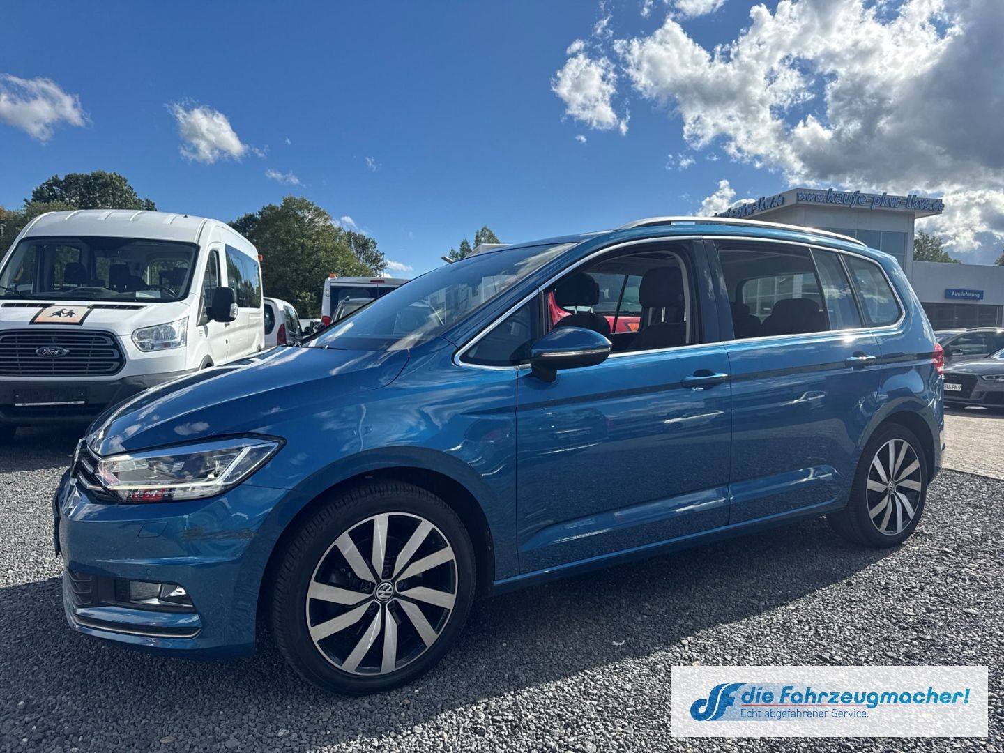 Fahrzeugabbildung Volkswagen Touran Highline 2,0TDi Pano *EXPORT