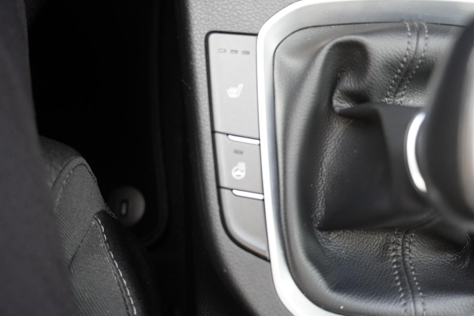 Hyundai i30 1.4 T-GDI Navi Kamera PDC Tempomat Bluetooth