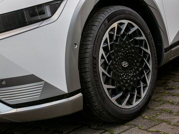 Hyundai Ioniq 5 Basis Elektro Autobahnassistent Navi