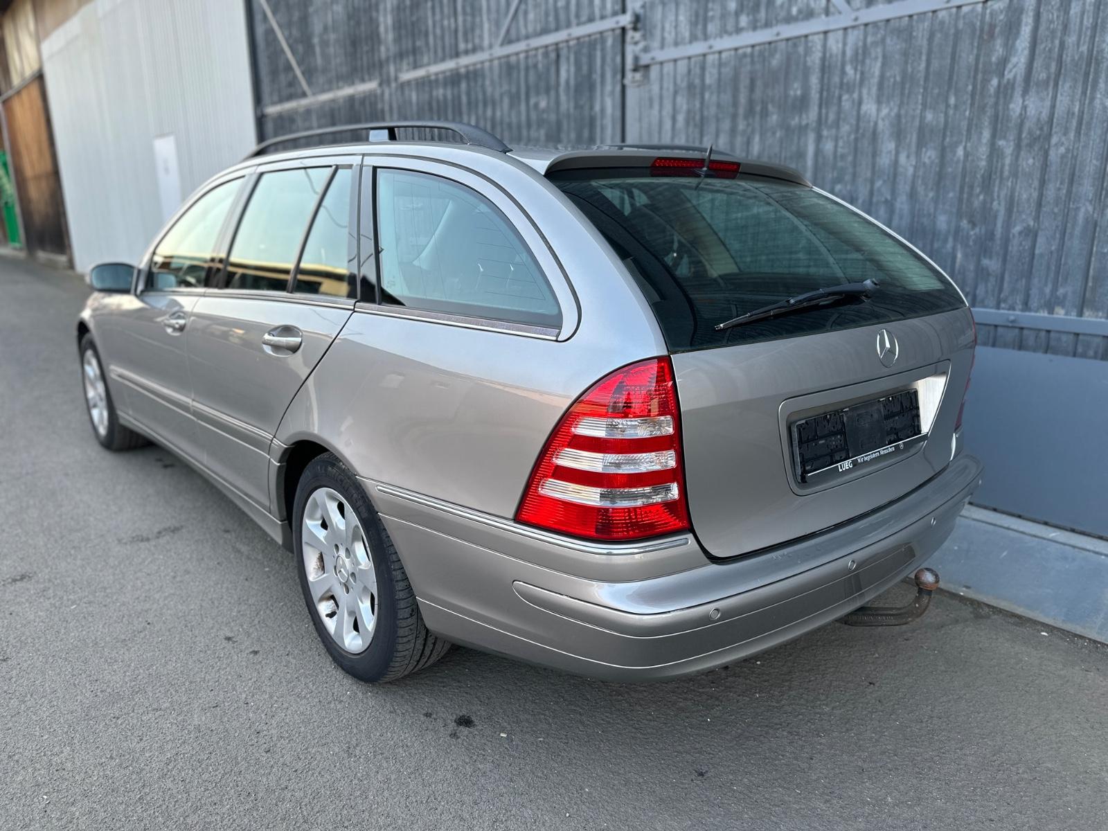 Mercedes-Benz C200 2005 — engine 2.148 cm³, 122 HP (90kW)
