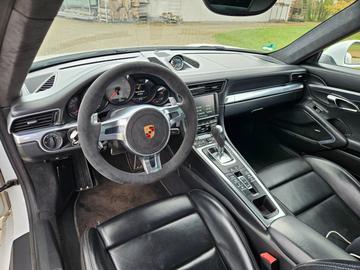 صورة 8 لـ 2012 Porsche 991