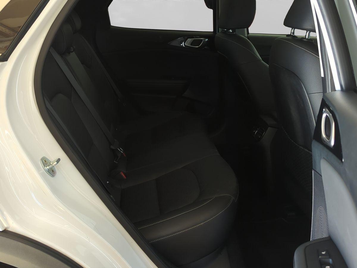 Kia XCEED 1.4T PLATINUM PANO-DACH+LEDER+NAVI+KAMERA+