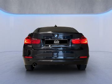BMW 320 - 6
