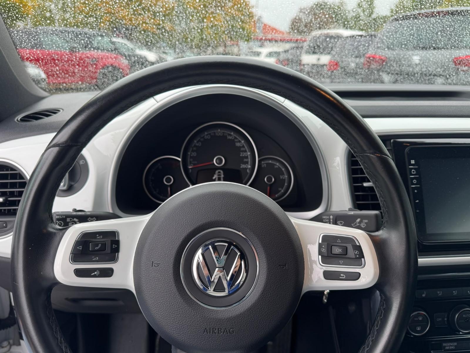 Volkswagen Beetle Cabriolet Design*Touchscreen*Navigation*