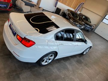 BMW 320 d Lim. *Schiebedach*Navi*Klima*Vollleder*DAB