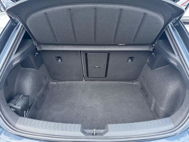 Leon 2.0 TSI VZ LED Navi ACC Sitzh. Kamera 19''