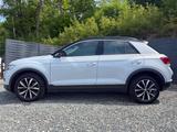 Volkswagen T-Roc Style/PANO/AHK/NAVI/BT/SHA/SHZ/ - Volkswagen T-Roc: Kleinwagen