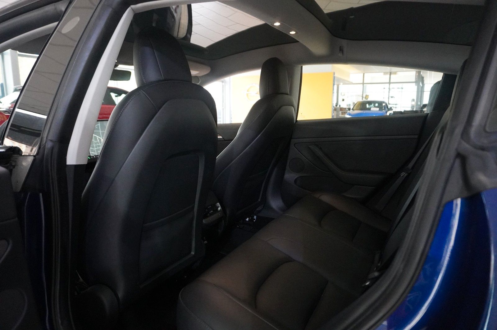 Fahrzeugabbildung Tesla Model 3 PERFORMANCE DUAL-MOTOR NAVI/LED/KAMERA