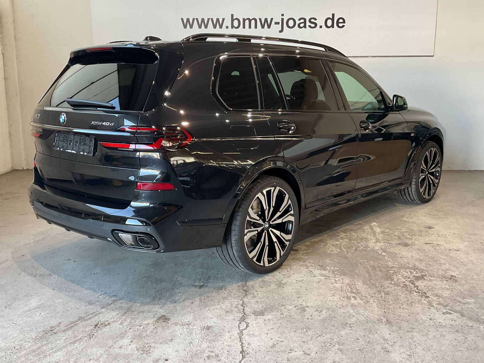 Fahrzeugeinzelansicht 20 Fahrzeugabbildung BMW X7 xDrive40d Sitzbelüftung, Panorama Glasdach, M