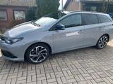 Toyota Auris Touring Sports Touring Sports Hybrid 1... - Toyota Auris Touring Sports mit Benzin-Antrieb: Automatik
