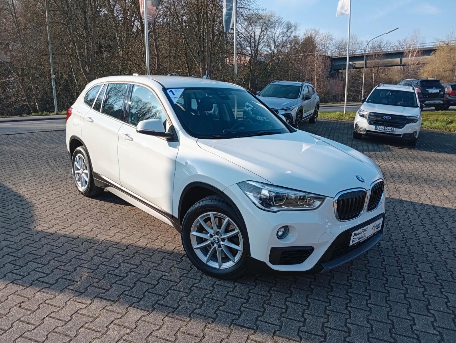BMW X1 xDrive 20 d Advantage / Navi