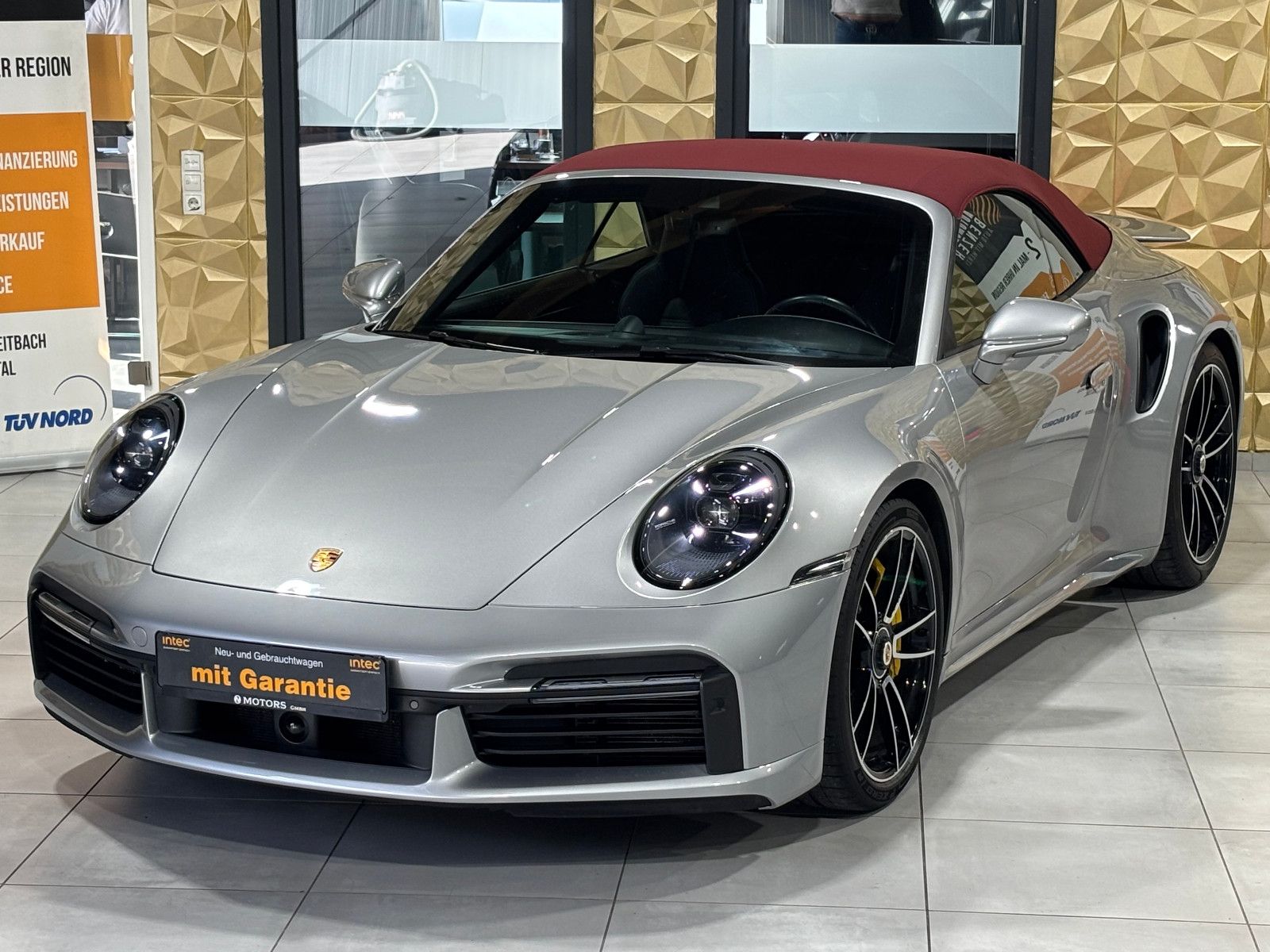 Fahrzeugabbildung Porsche 911 Turbo S Cabriolet/APPROVED24''/LIFT/BOSE