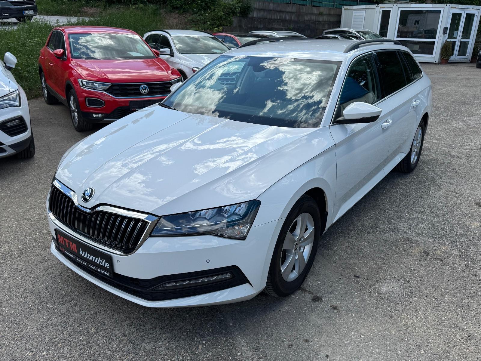 Skoda Superb 2.0 TDI Combi DSG Ambition Navi LED Ahk