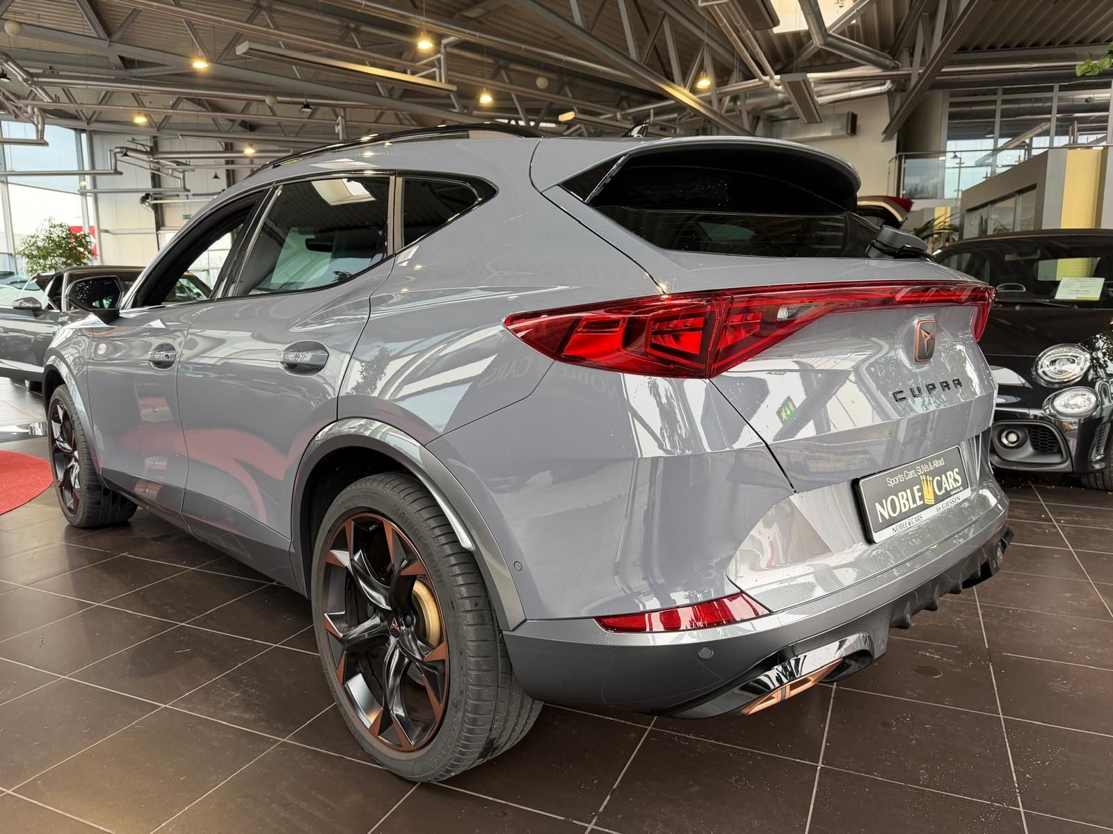 Fahrzeugabbildung CUPRA Formentor VZ e-Hybrid PANO LED NAV SHZ 19"