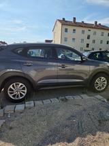 Hyundai TUCSON 1.6 T-GDI Trend 4WD DCT Trend - Hyundai Tucson Trend mit Benzin-Antrieb