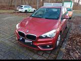 BMW 218 Active Tourer 218i - - rote BMW 218 Active Tourer