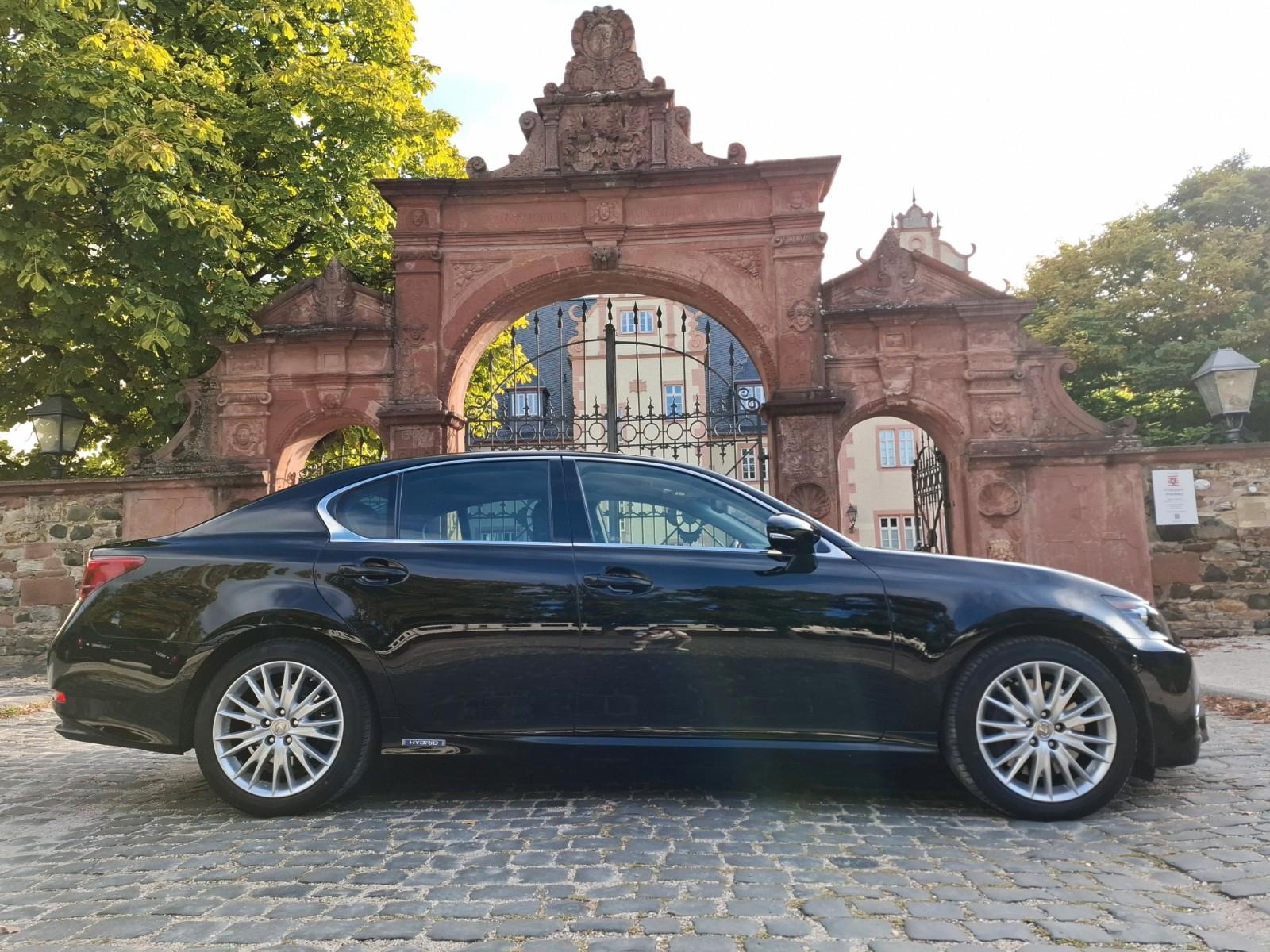 Lexus GS 450h Luxury Line * 8fach bereift * 345PS