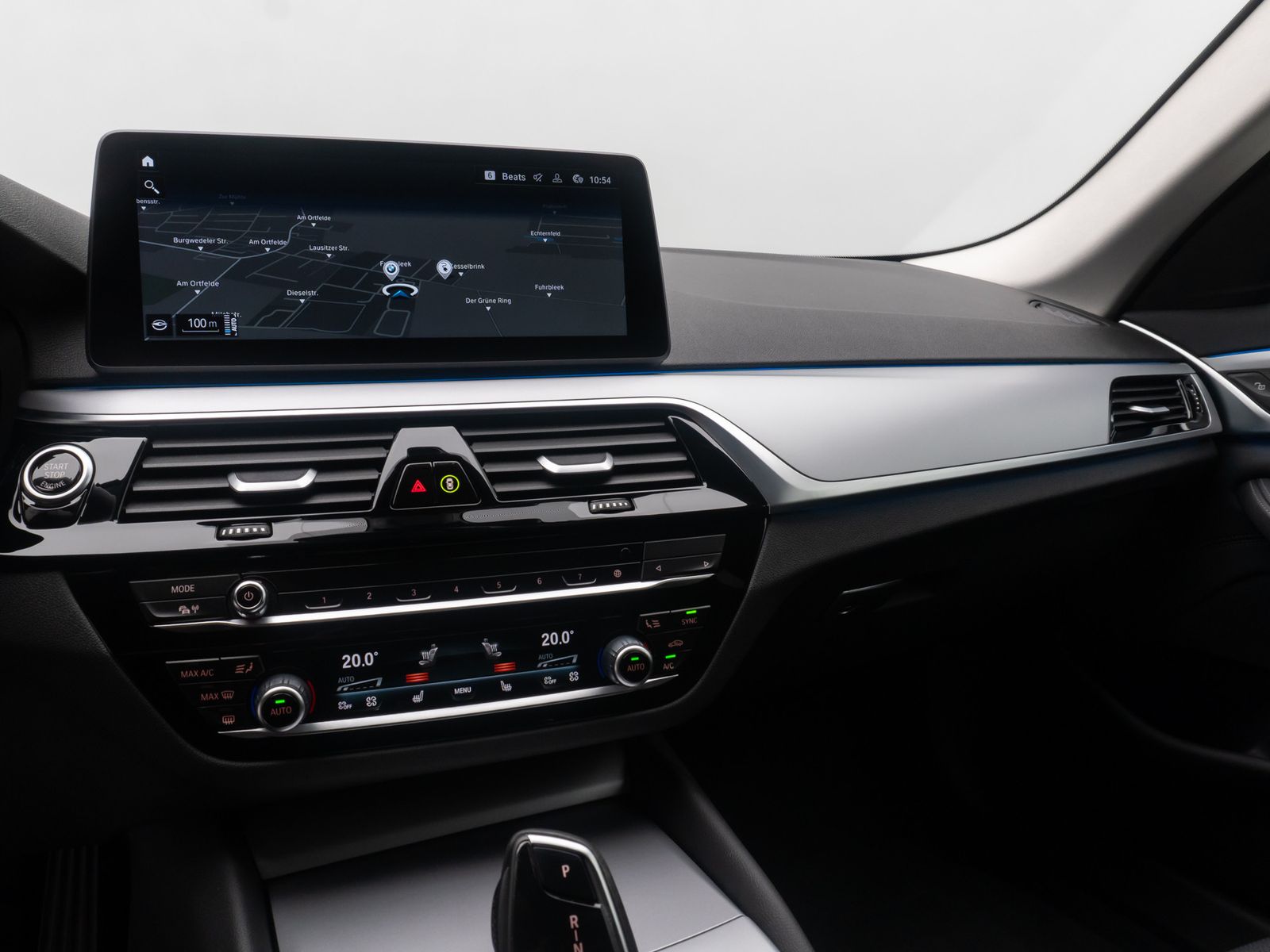 Fahrzeugabbildung BMW 530e Alarm AHK Laser DAB HUD Kamera Sport 18Zoll