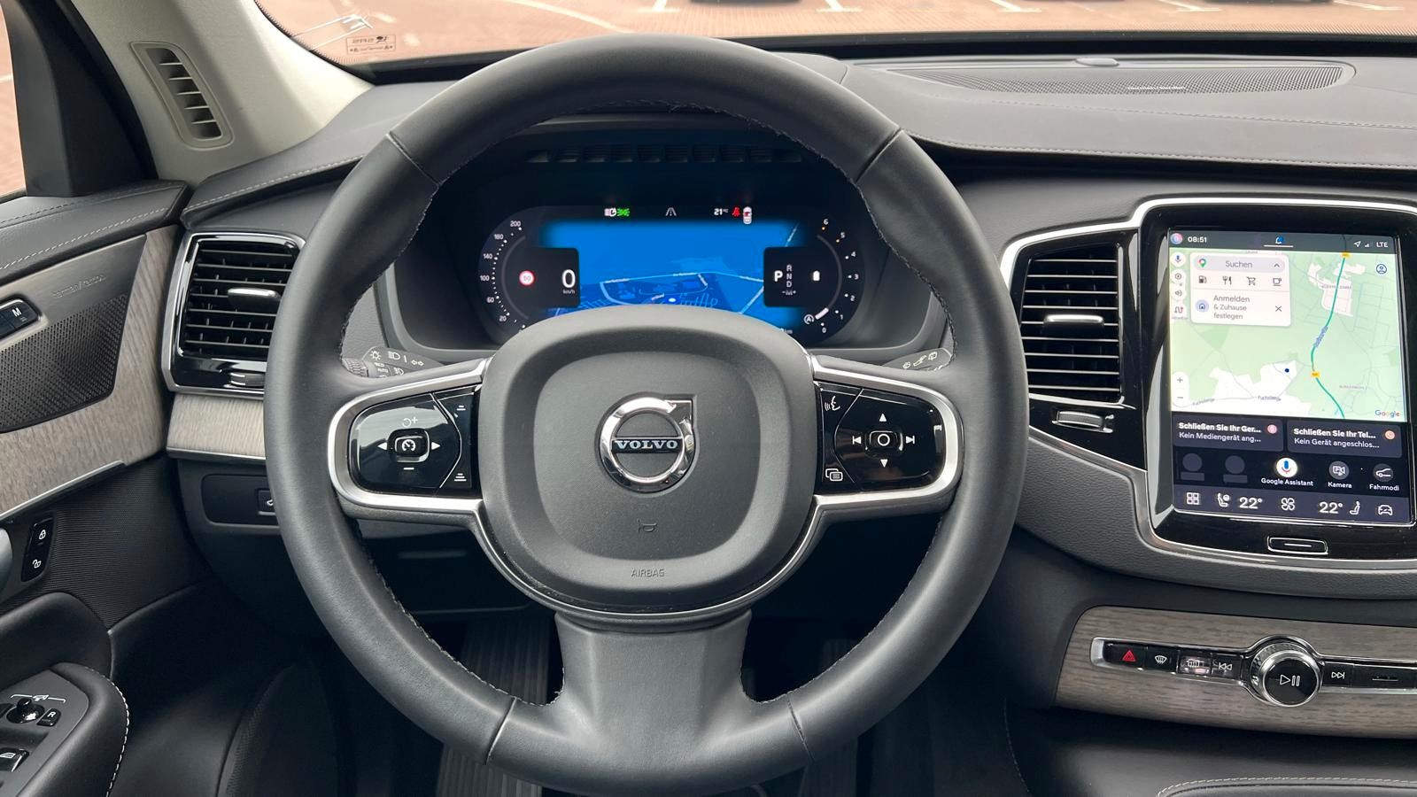 Fahrzeugabbildung Volvo XC90 B5D AWD Plus Bright*LED*STHZ*360*AHK*ALARM