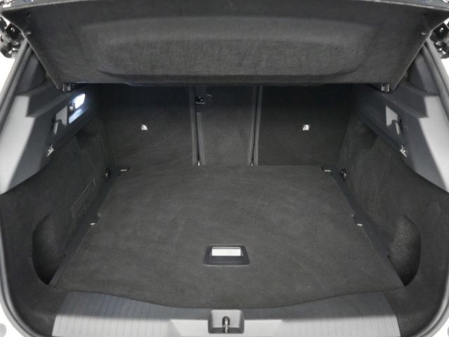Grandland B HYBRID GS eDCT+ANHÄNGERKUPPLUNG+NAVI