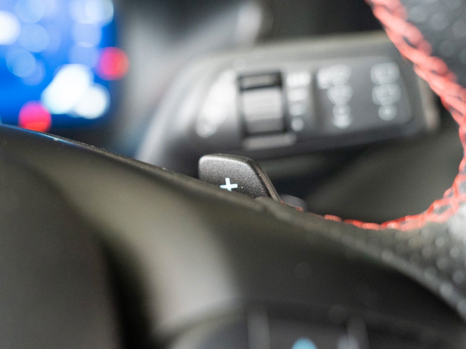 Fahrzeugabbildung Ford Focus Lim. ST-Line X AUTOM./PANO/SITZHZG./KAMERA