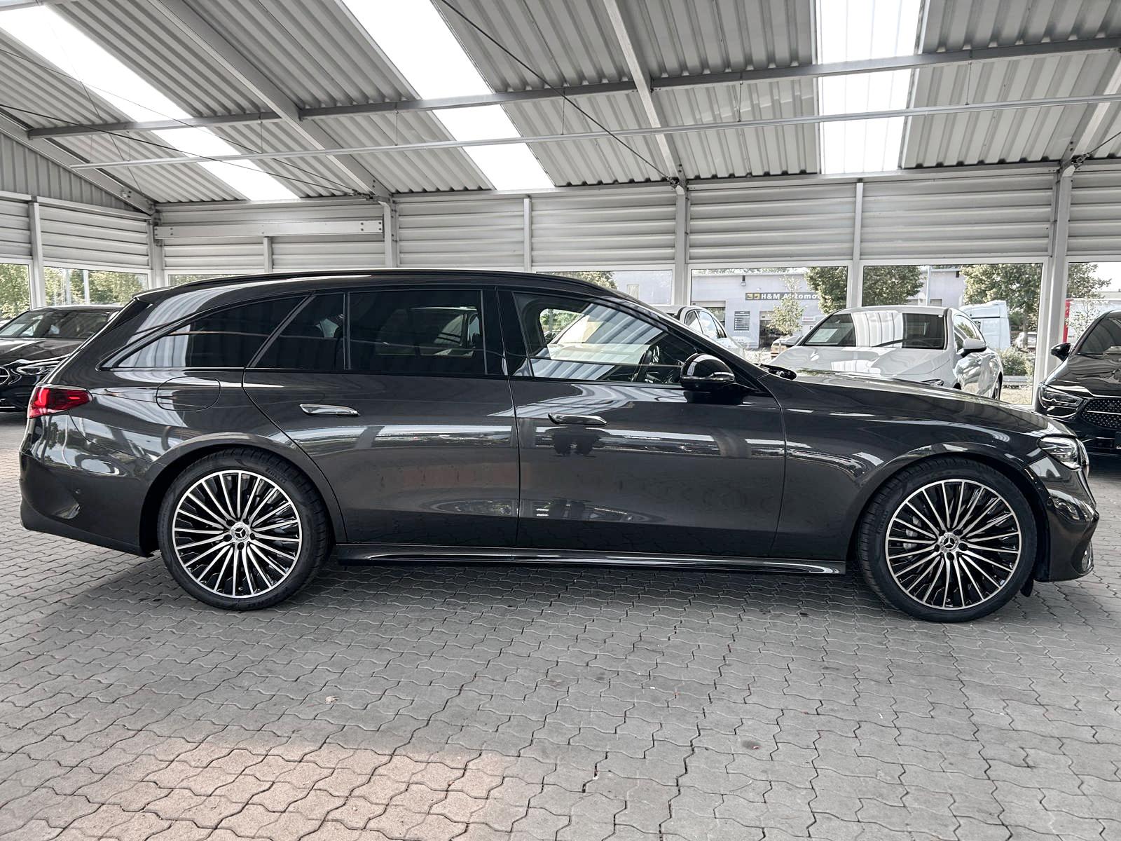 Mercedes-Benz E 220 d T AMG MBUX+360°+DIG-LED+Pano+AHK+Distron