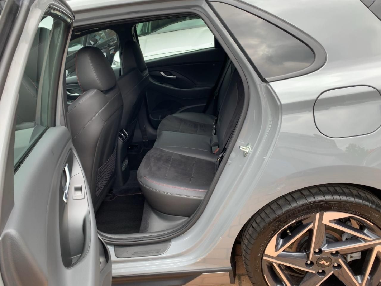 Fahrzeugabbildung Hyundai i30 N Line Mild-Hybrid + Sitz-Paket*