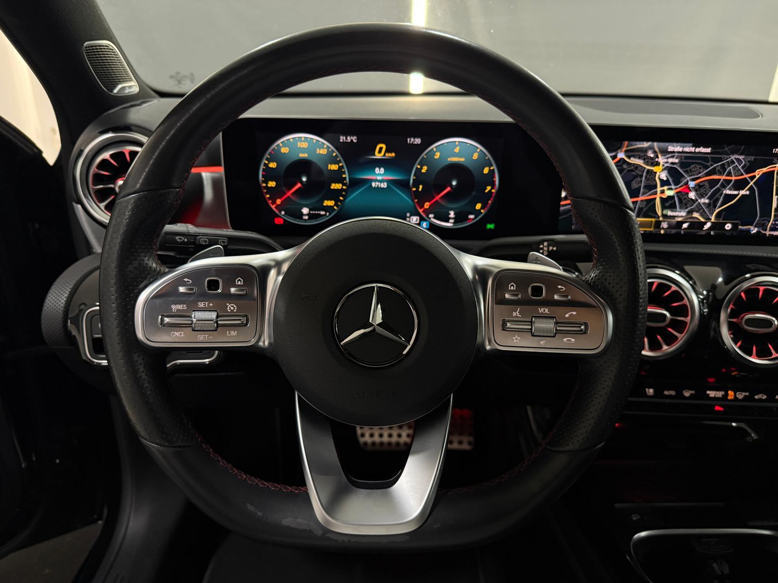 Mercedes-Benz A 250 4M 7G AMG-LINE*WIDE*AMBIENTE*KAMERA*LED*