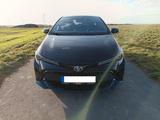 Toyota Corolla 1,8 Hybrid Team Deutschland Team Deu... - Toyota Corolla mit Benzin-Antrieb: Limousine, 1.8