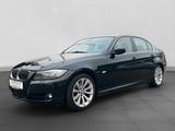BMW 325i AUTOMATIK GSD XENON SHZ NAVI PDC KLIMA - BMW 325 aus 2011
