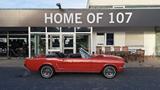 Ford Mustang Cabrio 4 Gang Schaltung mit V8 Sound - Ford Mustang aus 1965: Cabrio