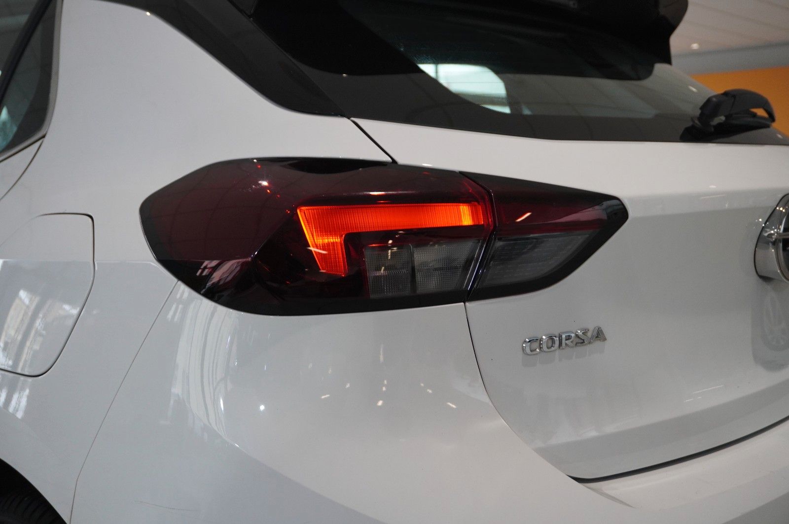 Fahrzeugabbildung Opel Corsa F 1.2T ELEGANCE NAVI/LED/KAMERA/SPORT/VIRT